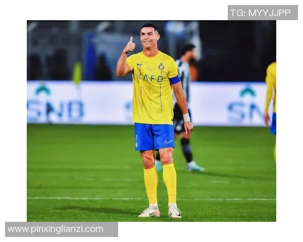 足球明星赛聚焦C罗精彩表现球迷热情高涨共庆足球盛宴