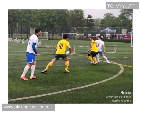 足球明星激情瞬间尽显风采超燃照片集锦让你感受赛场魅力